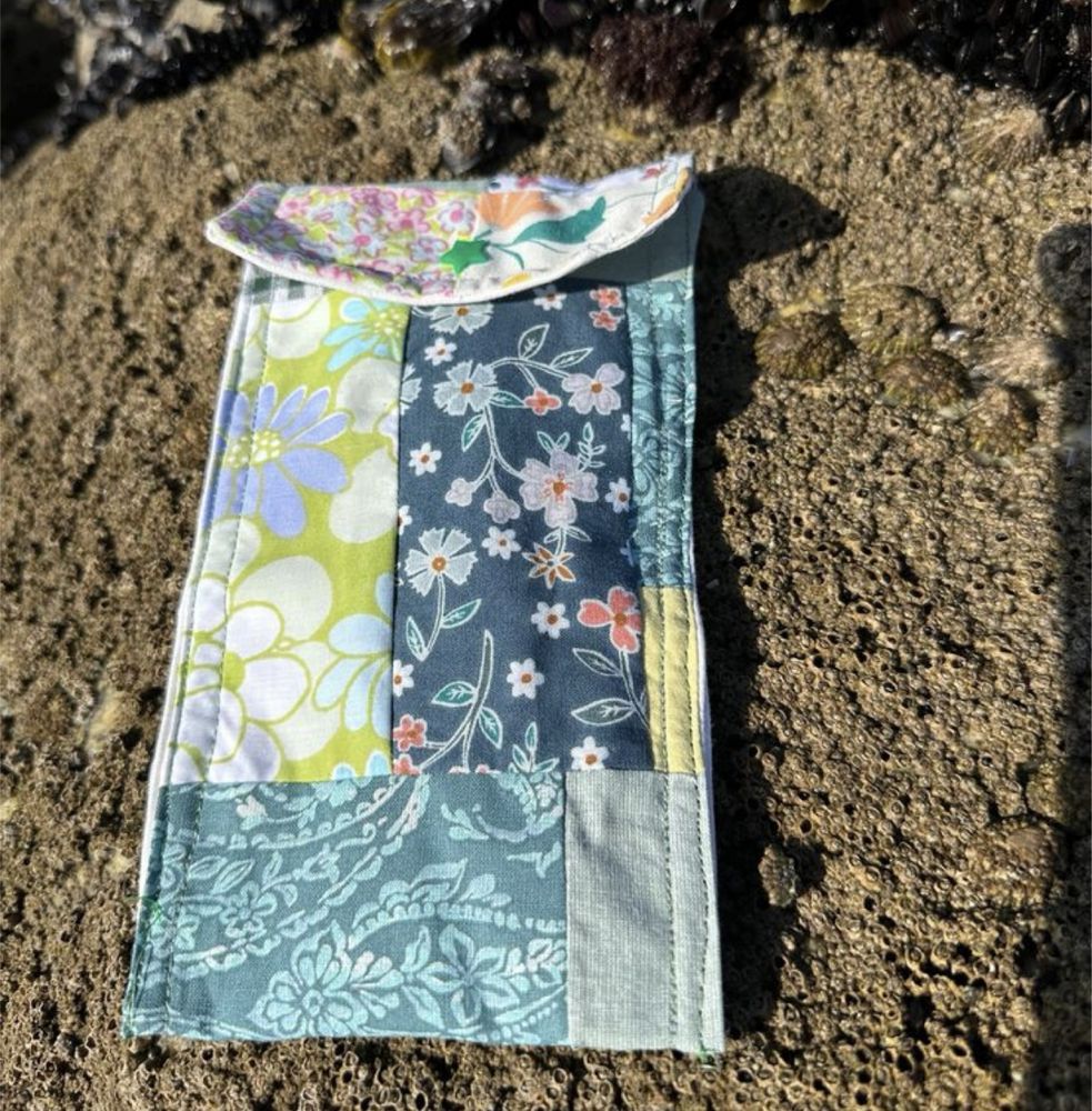 Estojo oculos em patchwork