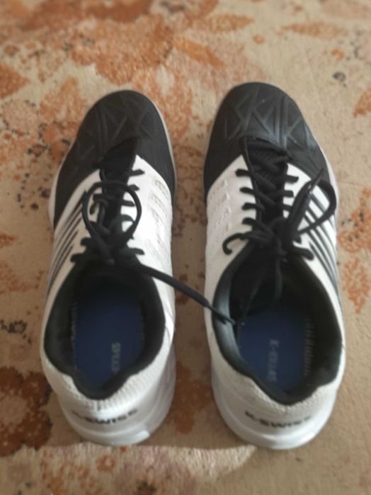 Чоловічі тенісні кросівки k swiss Big-Shot Light. Придбані в Німеччені
