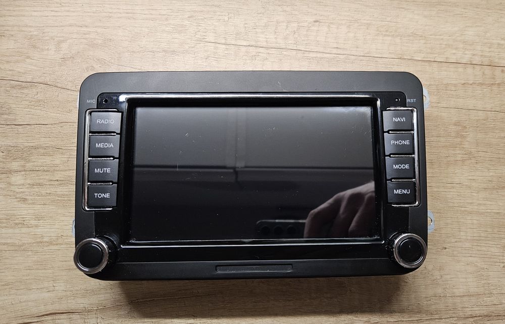 Radio 2 din Android 13 Wifi Bluetooth Carplay Vw  Skoda Seat Golf itp