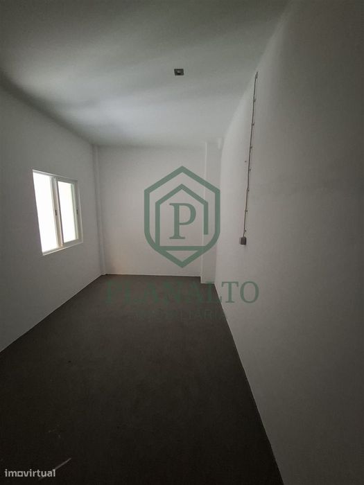 Armazém  Arrendamento em Vendas Novas,Vendas Novas