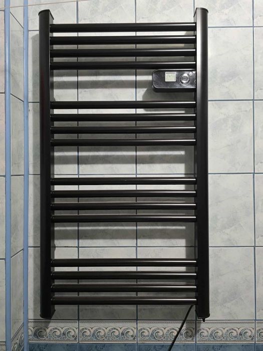 Grzejnik elektryczny z termostatem