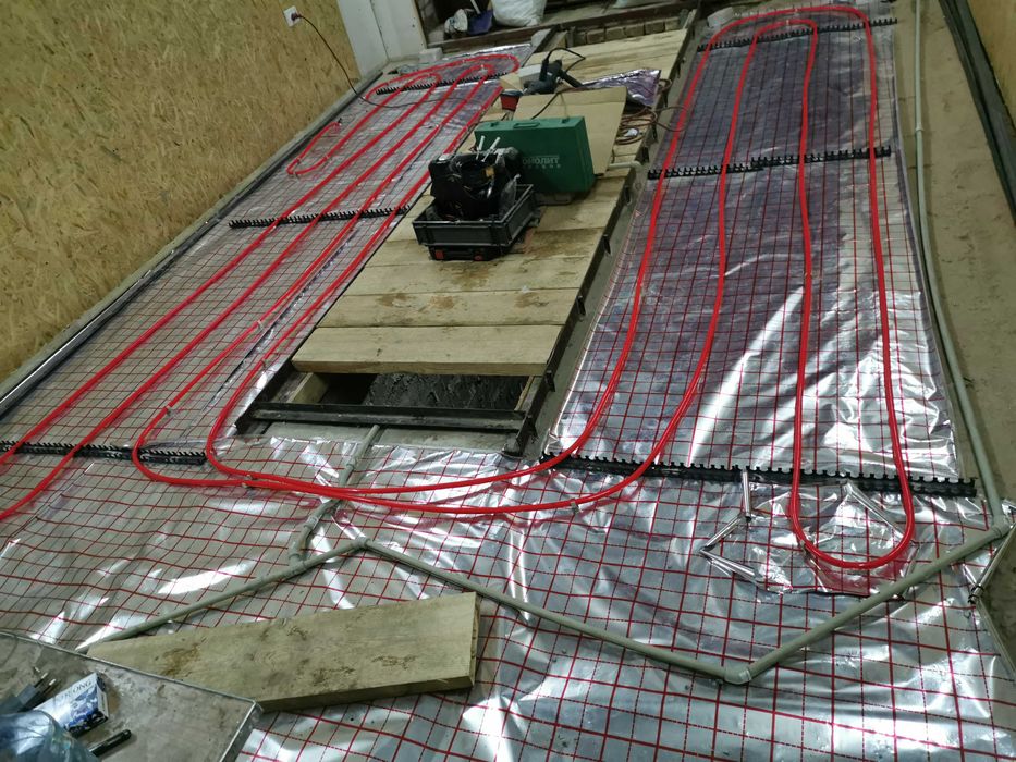 Продам 2- поверховий гараж на Героїв Крут