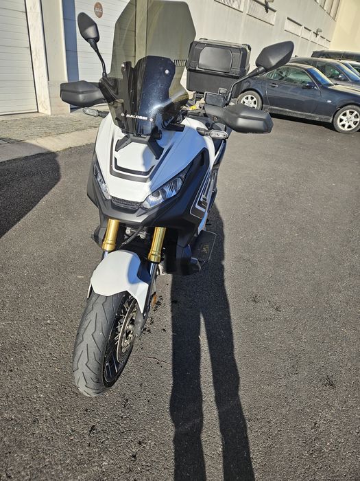 Vendo xadv750 de 2019