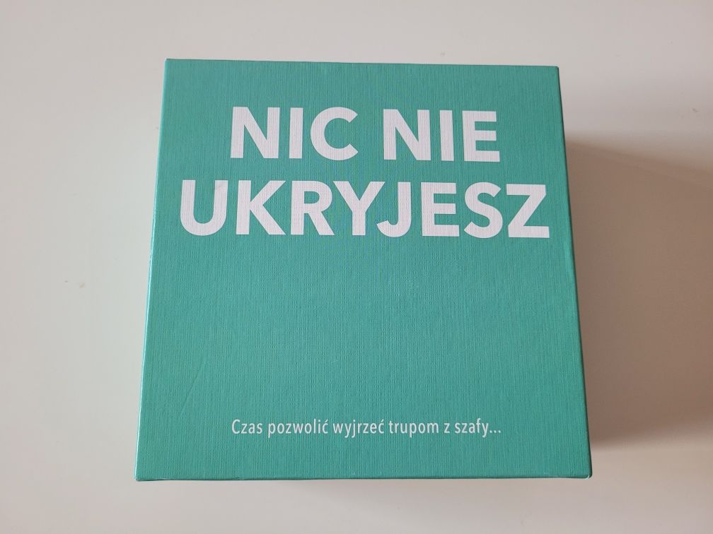 NIC NIE UKRYJESZ  - gra karciana STAN BDB!