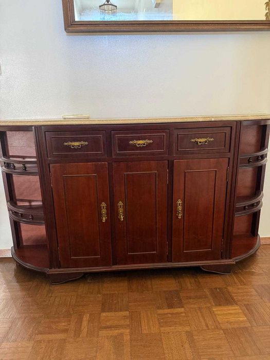 Móvel entrada clássico, 3 portas, 3 gavetas, cantos arredondados