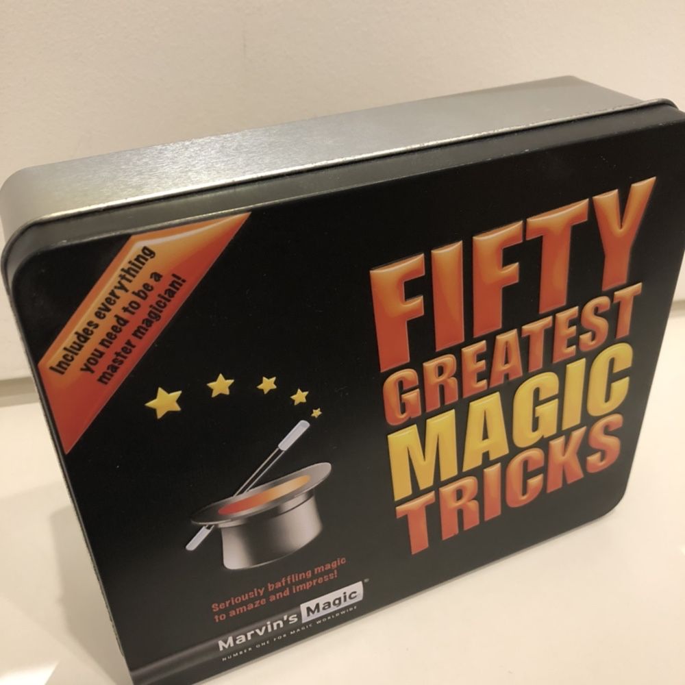 Caixa “Fifty greatest magic tricks” da Marvin’s Magic