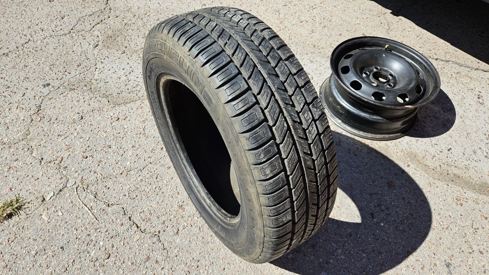 185/65R14 Michelin Energy XT2, одна