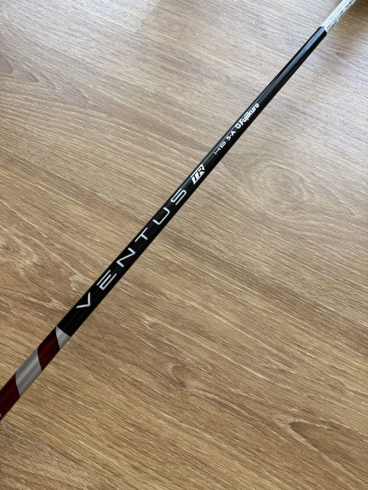 Taco de golfe Hibrido 4 e 5 TM Stelth