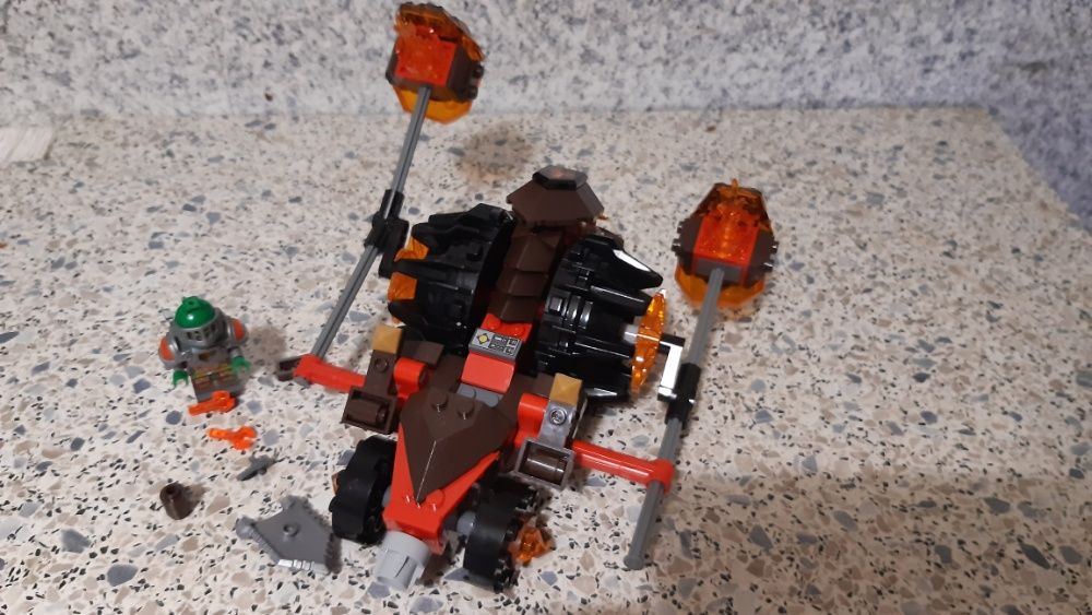 Lego Nexo Knights 70313 Moltor's Lava Smasher(Оригинал)