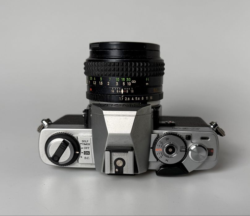 Плівкова Minolta Xg-A з обʼєктивом Minolta Mc Rokkor-Pf 50/1.7 md