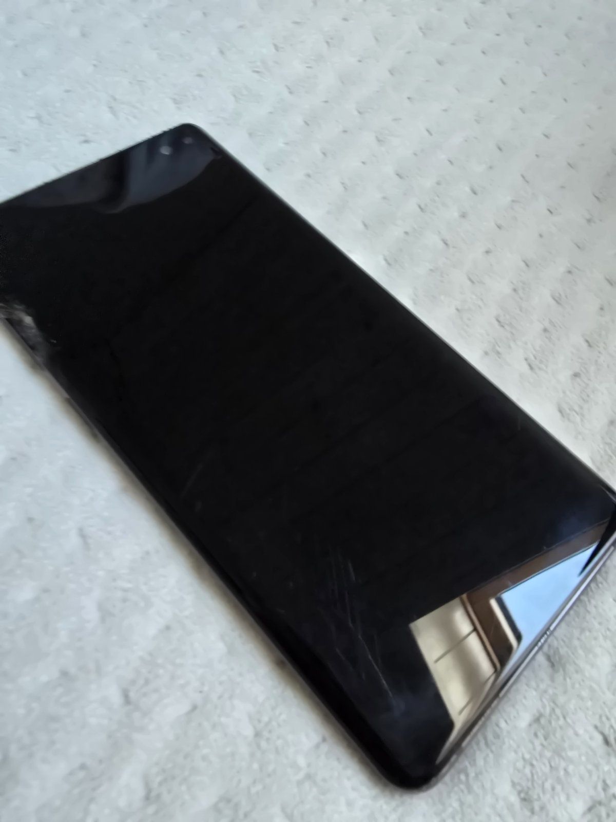 Самсунг с10+ продам на разчастини (продаю також redmi notę 11 робочий)