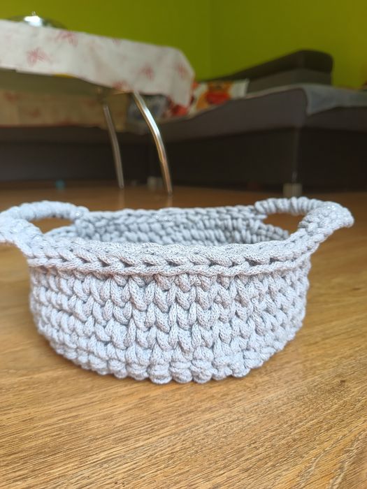 Handmade - koszyczek szydelkowy