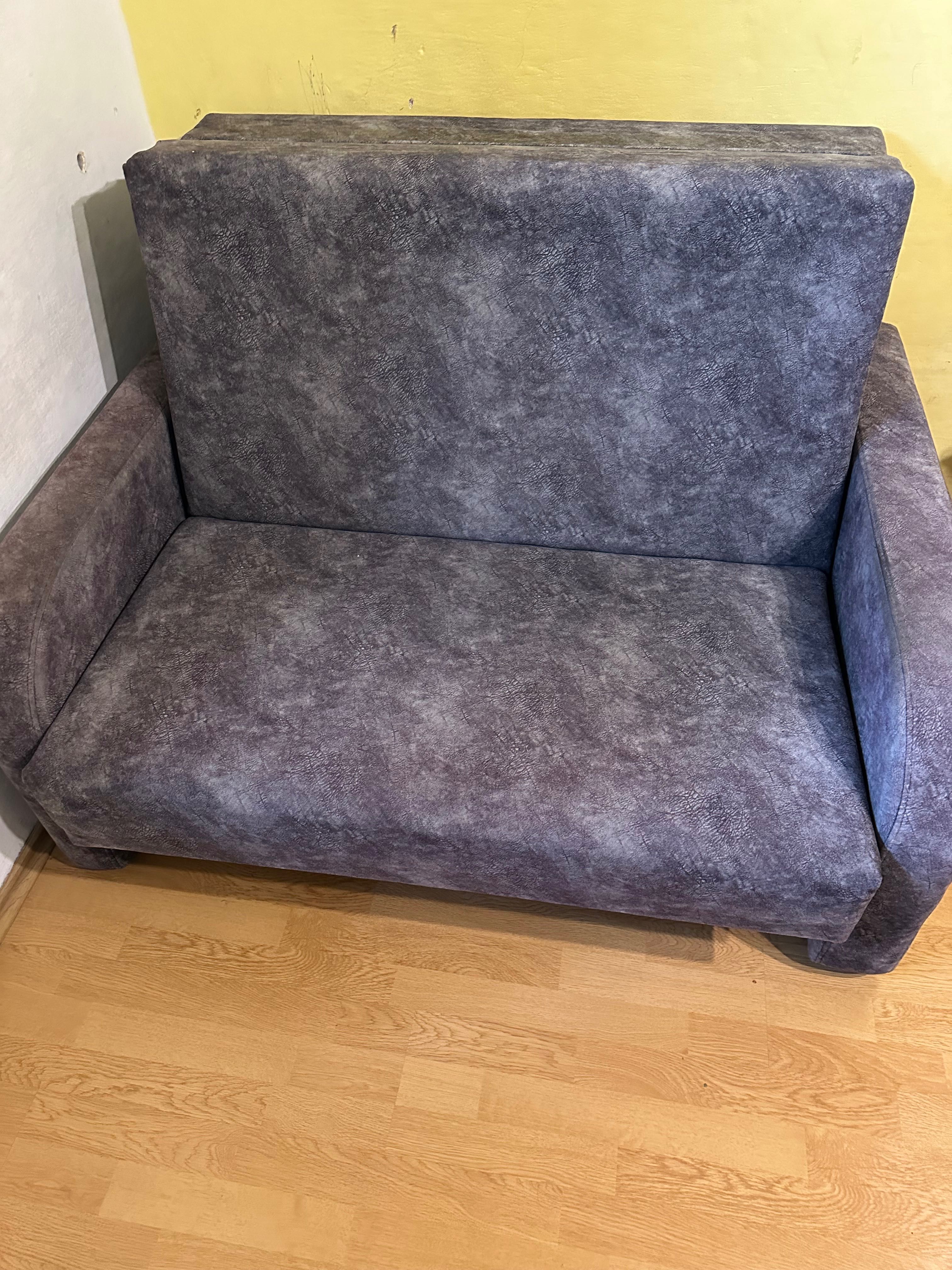 Sofa rozkładana z funkcją spania
