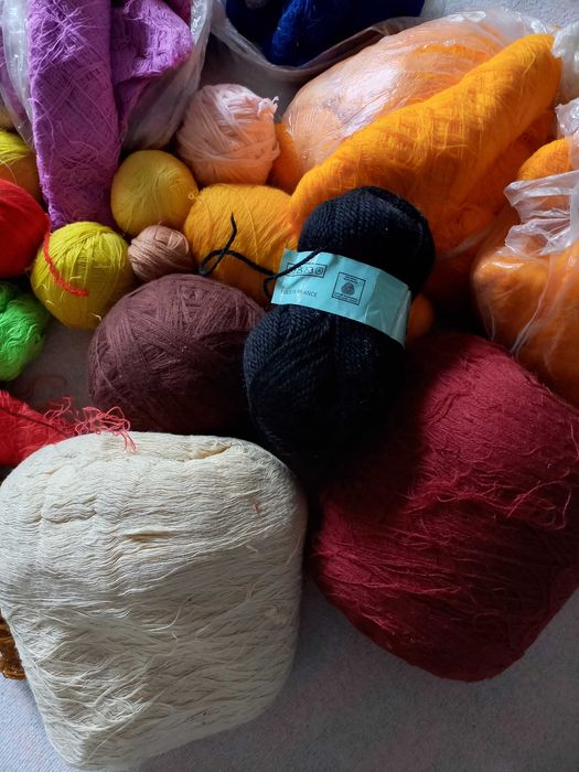 Нити ( пряжа для вязания
