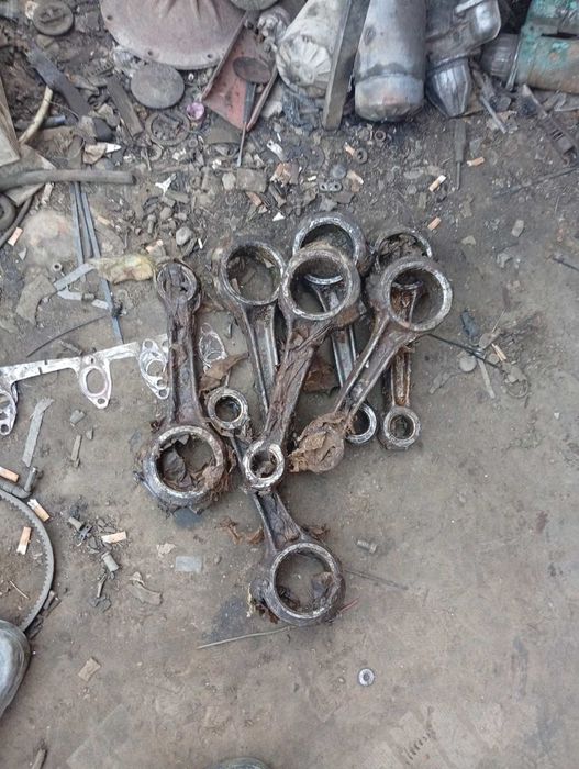 Шатун новий юмз шатуни