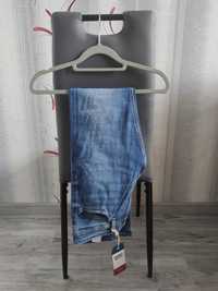 Spodnie jeansowe Tommy Jeans Slim Fit