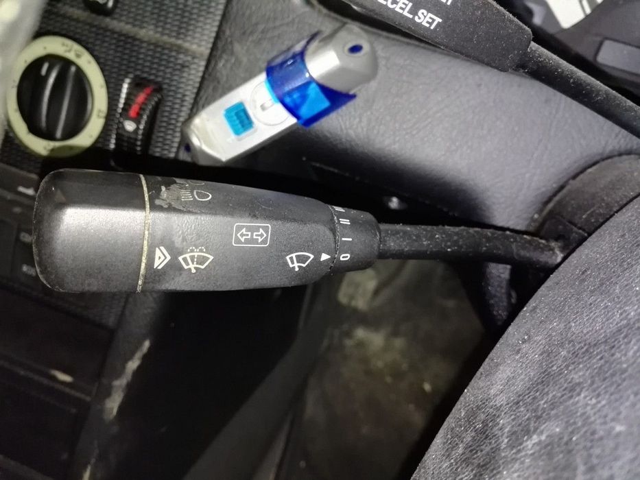 manetka kierunkowskazów mercedes c-klasa w202