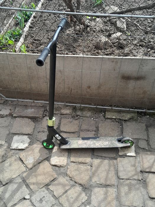 Самокат трюковой