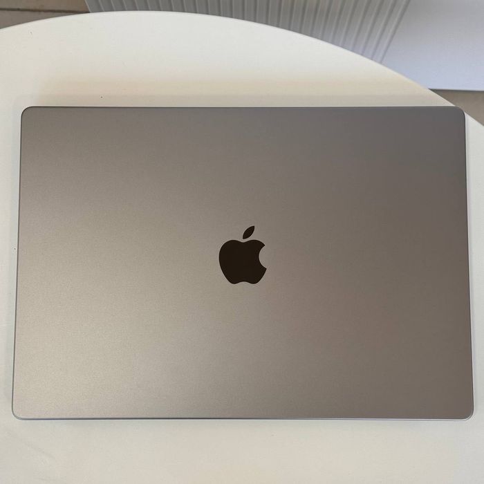 MacBook Pro 16" M1 Pro/16GB/512GB Space Gray 2021 (MK183) Used