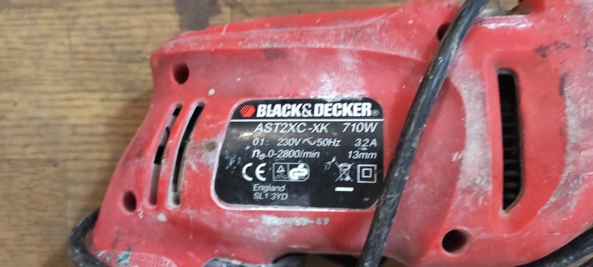 Ударна дрелька black decker