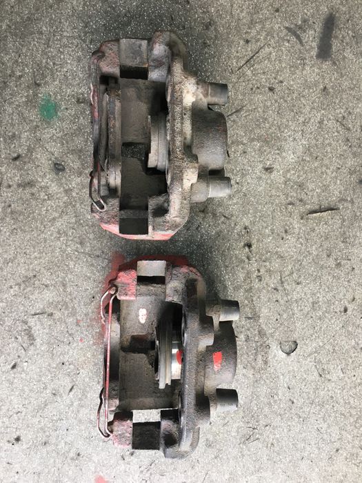 Суппорт супорт передній Opel Vectra A Opel Kadett