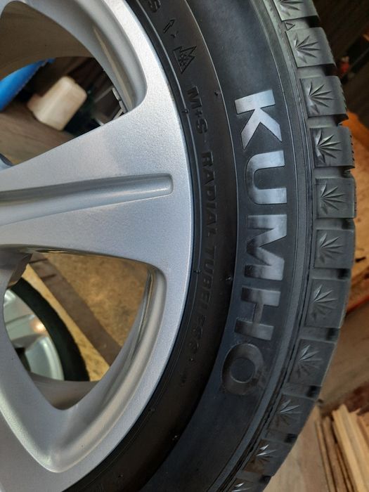 Шини з дисками на Мерседес Е W213-213 , шини з пробігом 3 тисячі км,.