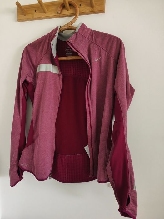 Casaco Nike impermeável e térmico corrida