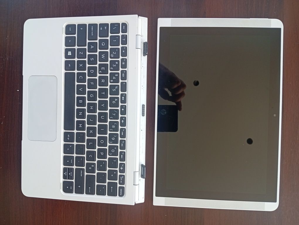 HP Notebook HP x2 - 10-p006np