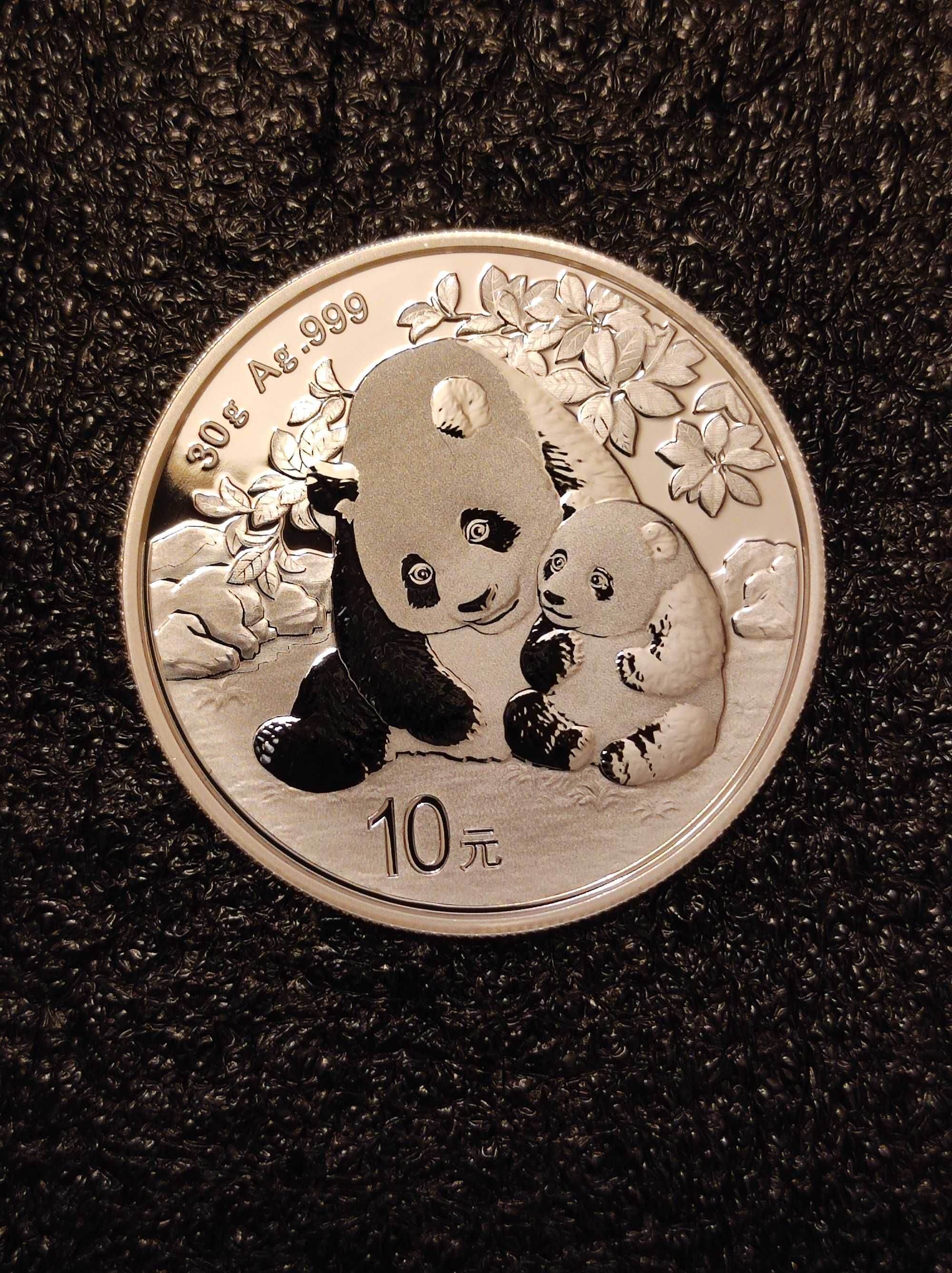 Китай. 10 юаней 2024 г. Серебро 999,9. 1 унция. 1 Oz