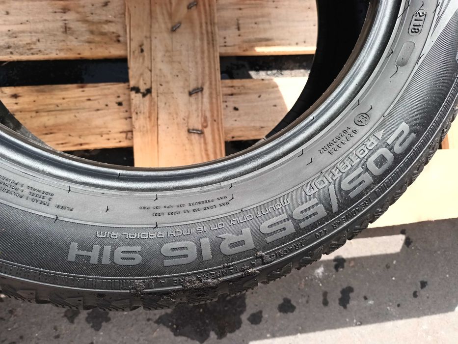 Nokian WR D4 opona zimowa 205/55/16 - 1 szt. R16 W-wa WK