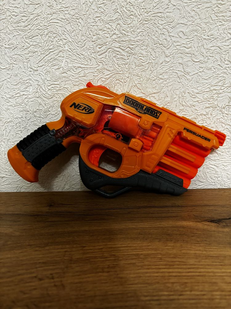 Игрушечные пистолеты Nerf