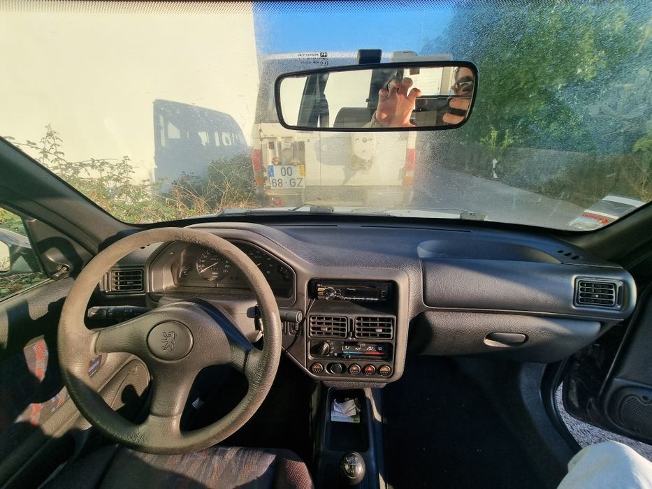 Carro usado para peças ou arranjo - peugeot 106