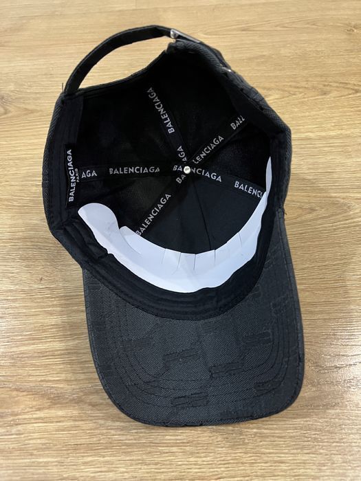 Кепка Balanciaga чорна