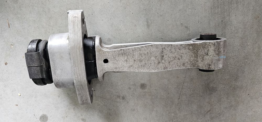 Poduszka silnika Kia Optima 2019 1.6 TGDI 21810-D4120 oraz 21950-D4200