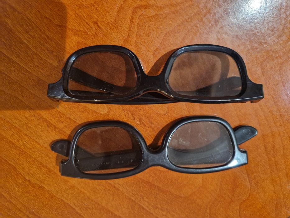 Okulary 3 D dwie pary