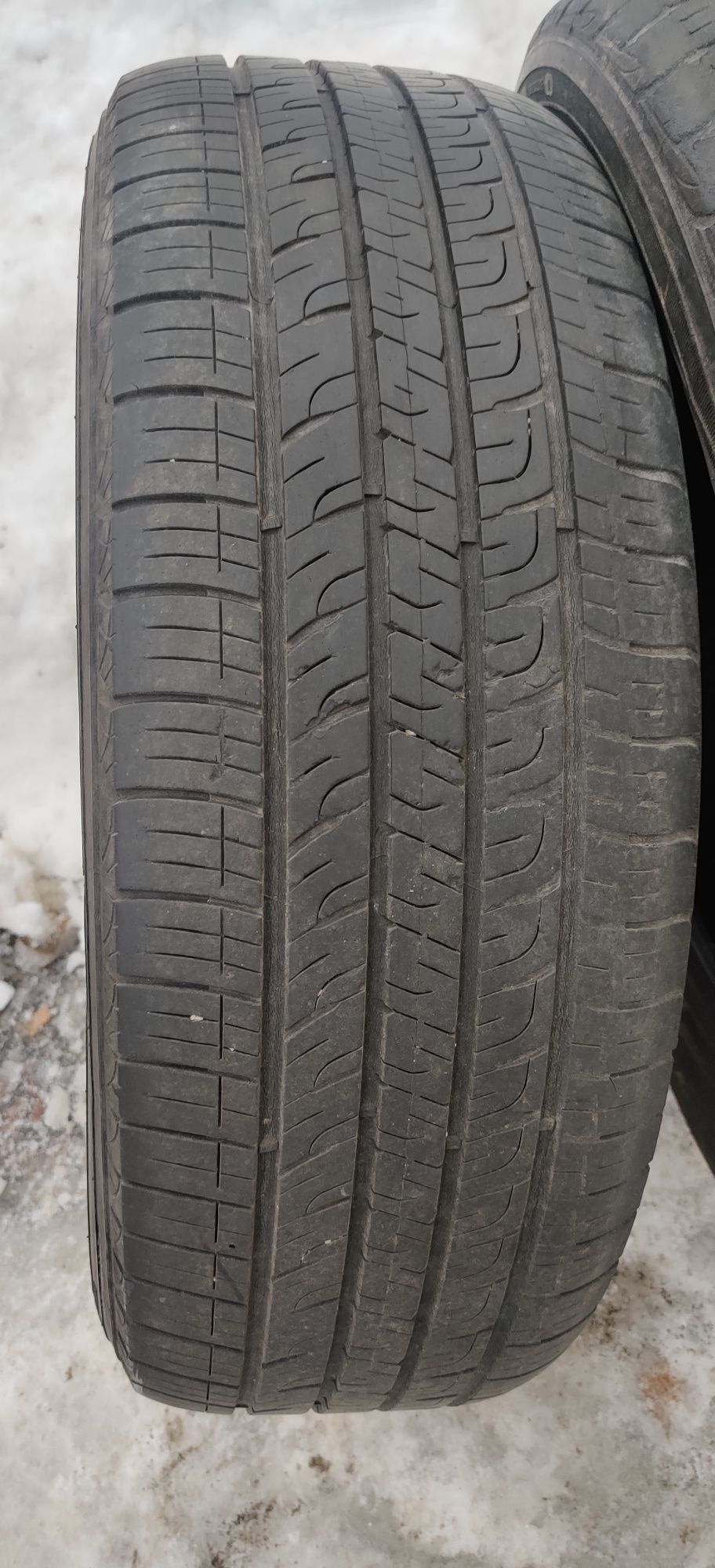 Good Year Assurance 235/60r18