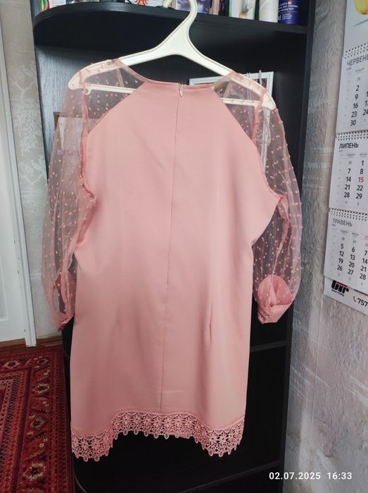 Продам жіночу сукню