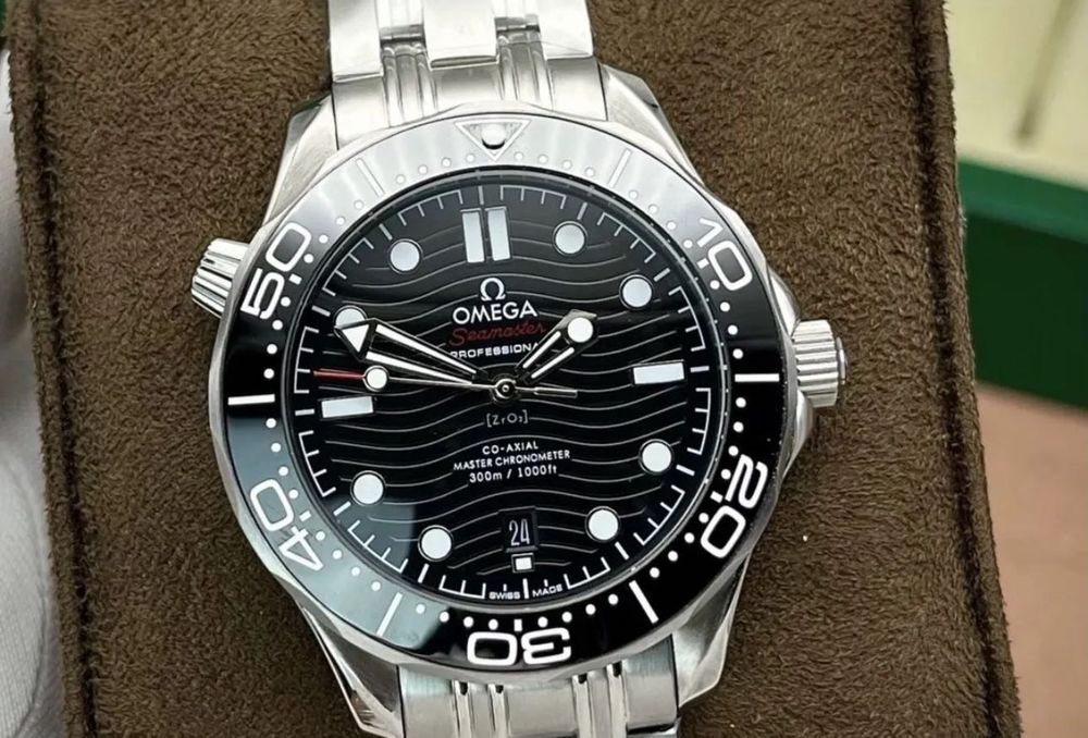 Годинник Omega Seamaster Black