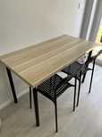 Mesa com cadeiras