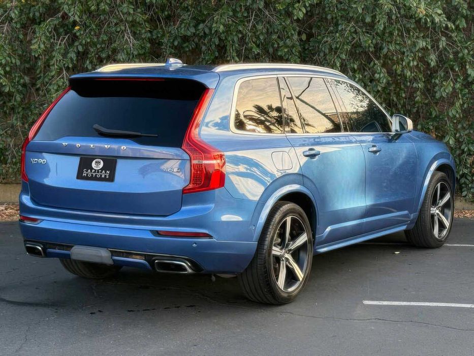 Volvo XC90 T6 R-Design      2017
