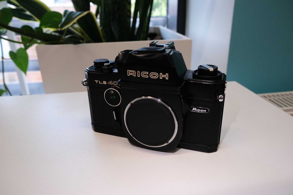 Плівкова камера Ricoh TLS 401 (M42) з Helios 44M 58mm f/2.0