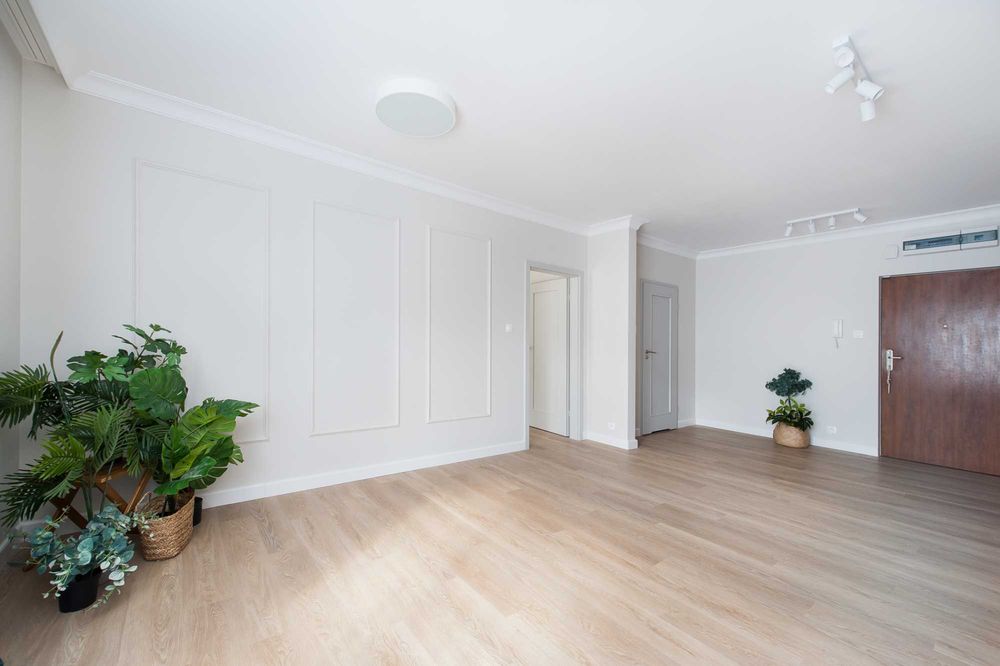 Przestronne mieszkanie z tarasem 15m2 i miejscem post. na ul. Pilotów