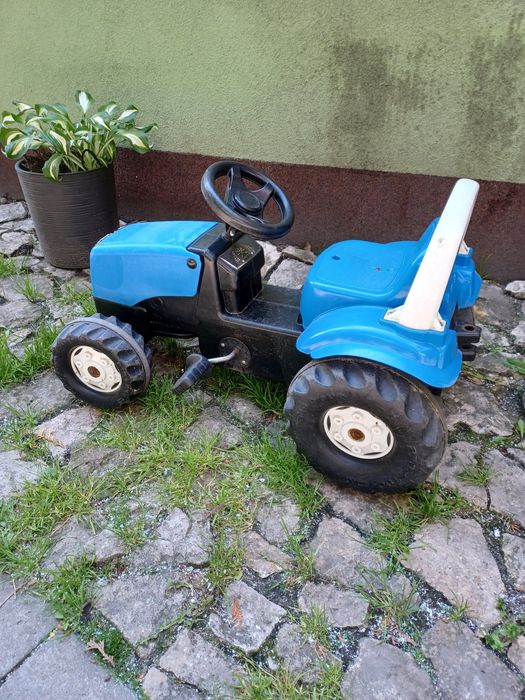 Traktorek na pedała dla dzieci