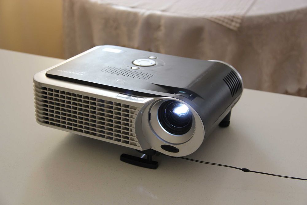 Продам проектор KINDERMANN KXD 165