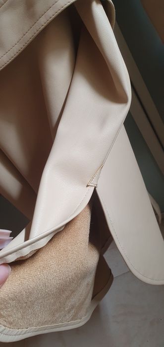 Camisa creme Zara