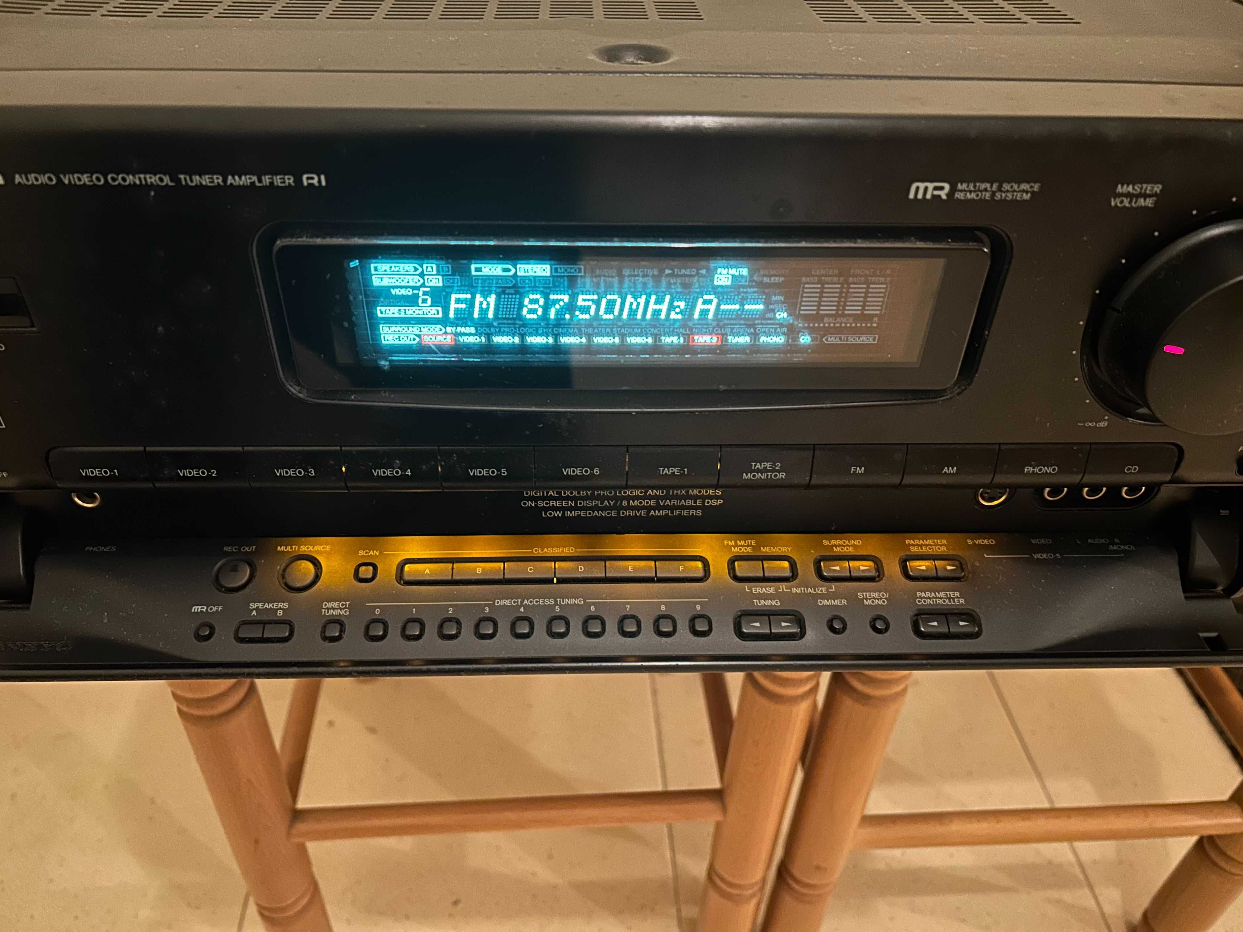 Amplificador e Sintonizador Onkyo TX-SV919THX - necessita reparação?!?