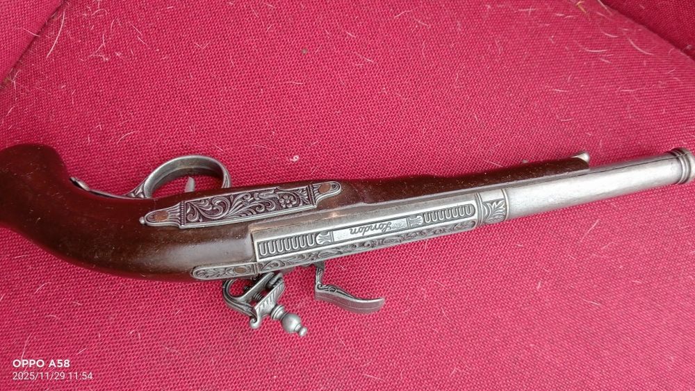 Armas antigas para decoração