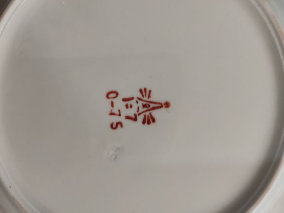 Дружковка тарелки для второго красные и синие