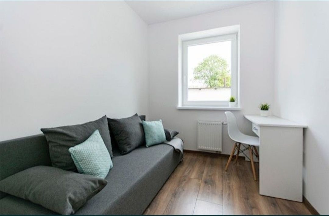 Pokój wolny od zaraz przy SKM Gdańsk AWF Oliva Business Centre
4,5(2