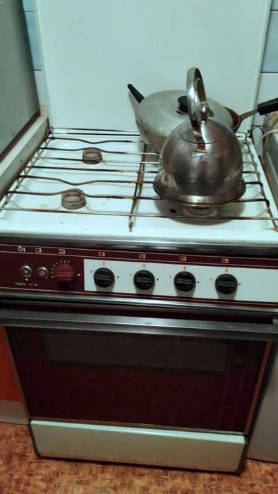 газ плита Брест 1402доставки по Украине в любой город село до калитки